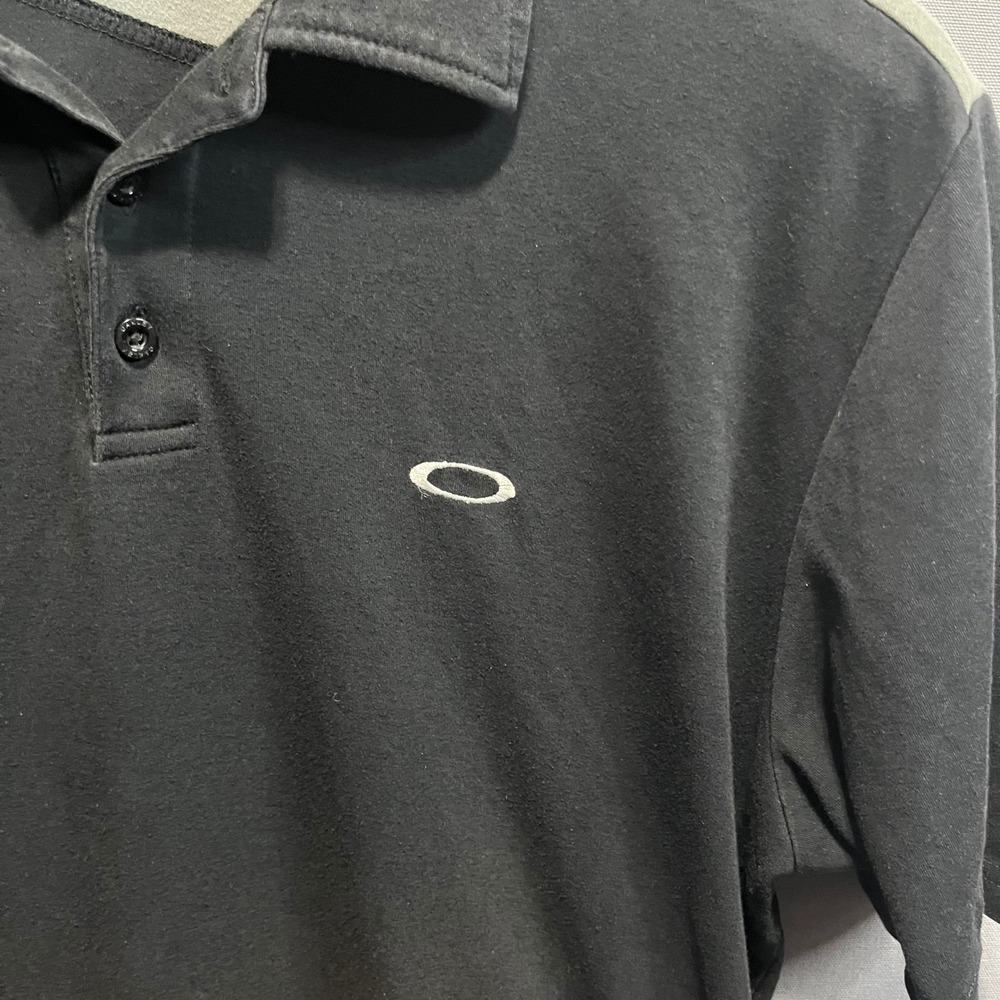 Oakley Mens XL Colorblock Polo Shirt Black Grey Short Sleeve Logo RN96548 - Picture 2 of 5